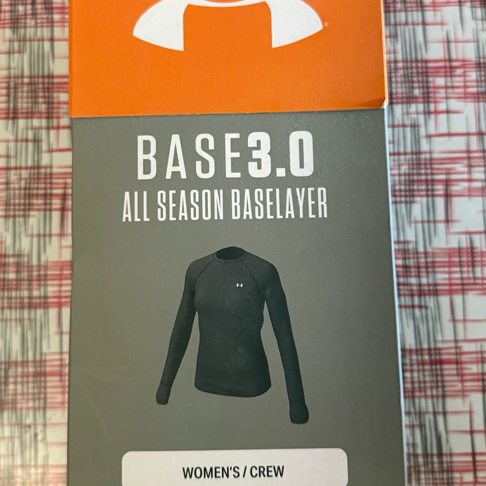 Under Armour Women's Base 3.0 Long-Sleeve Crew - Black